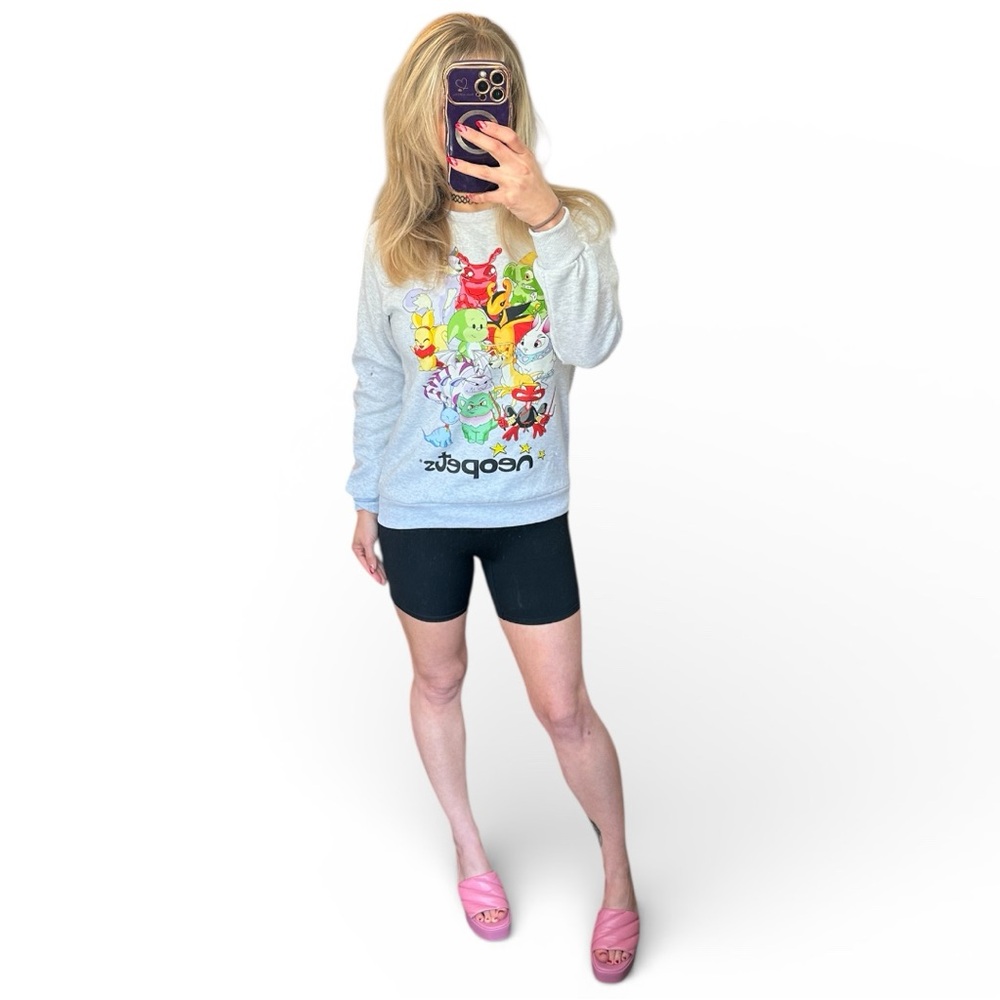 NWT Neopets x Cakeworthy Collab Gray Crewneck Graphic Sweater XS (Unisex) - Picture 7 of 7